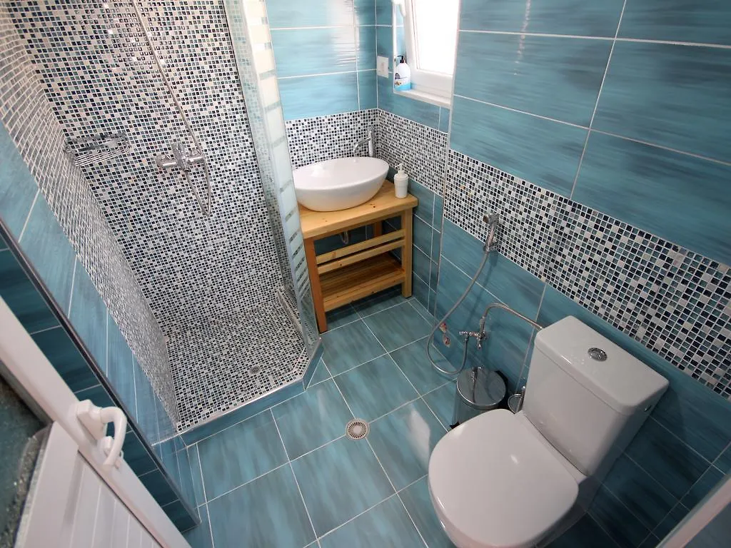 Nefeli Apartments Sarandë 0*,
