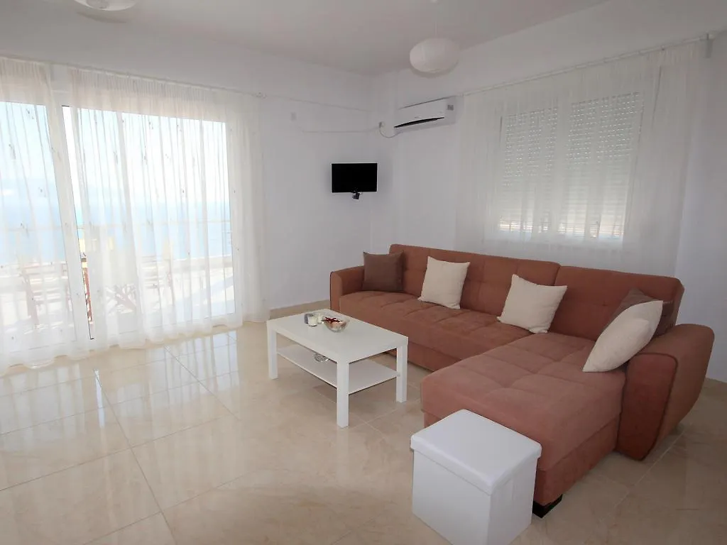 Nefeli Apartments Sarandë 0*,  Albania