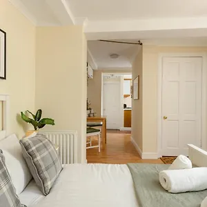 Cosy Dean Village Apartamento Edimburgo