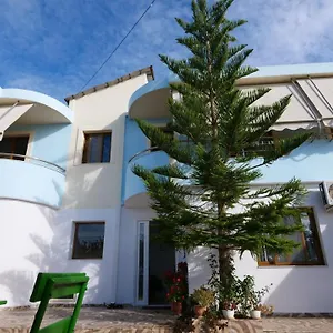 Kiri S.apartaments Appartement