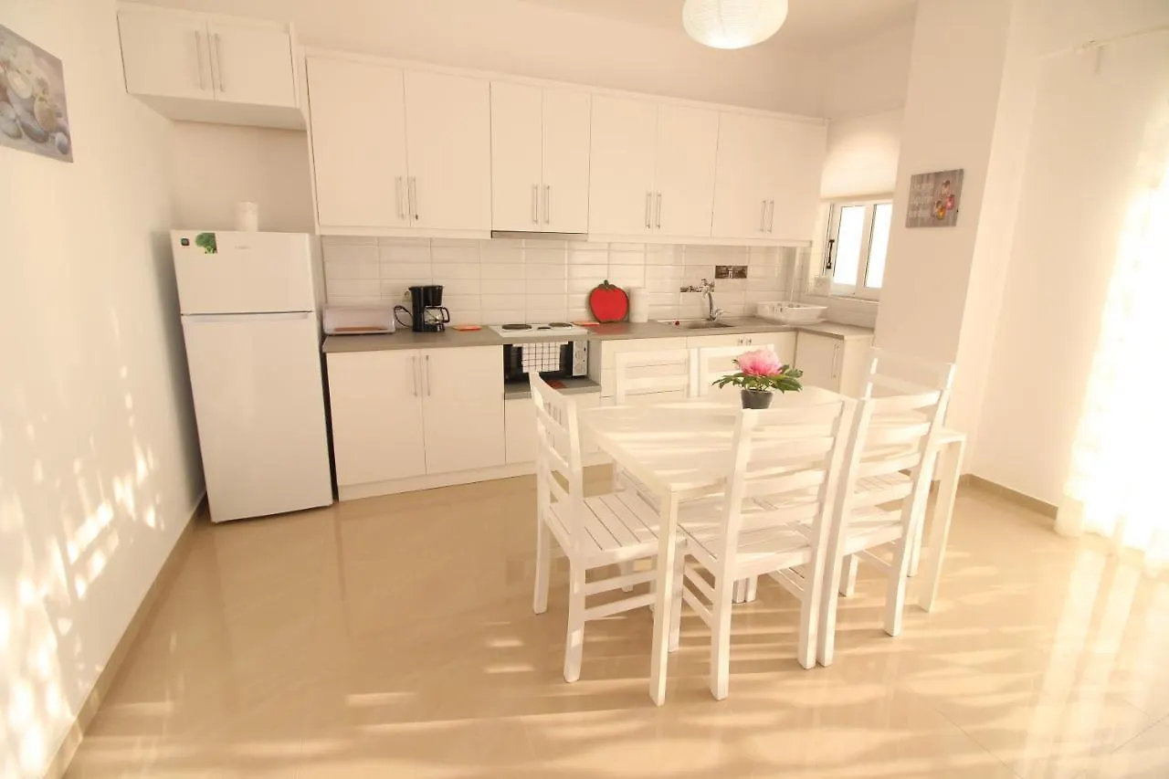 Nefeli Apartments Sarandë 0*,  アルバニア